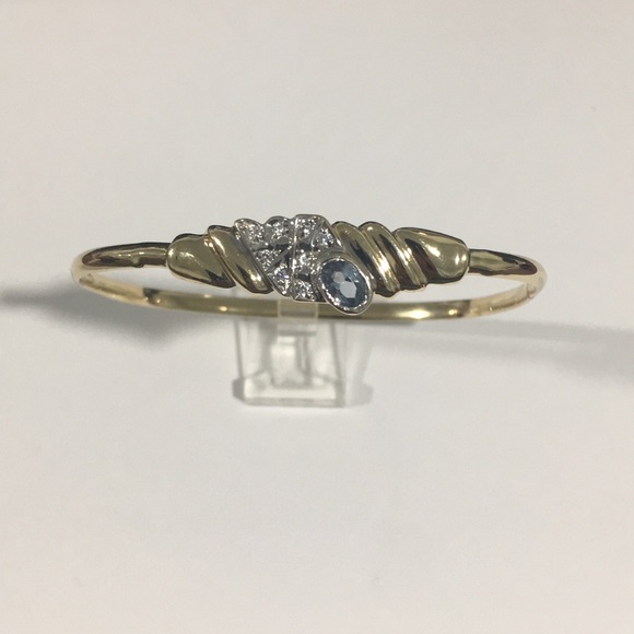 14k Yellow Gold Bangle Bracelet With Cz Stones 💎 - Picture 2 of 7